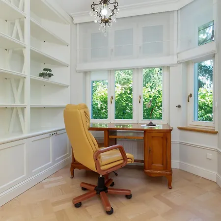Daire Elegancki Z Tarasem I Ogrodem W Sopocie By Rent Like Sopot