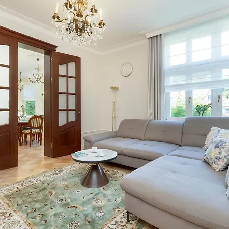 Elegancki Z Tarasem I Ogrodem W Sopocie By Rent Like *