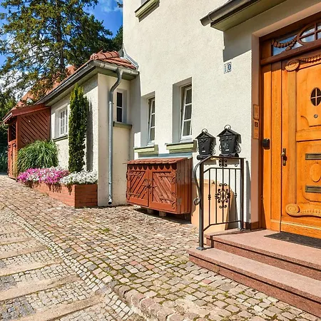 Elegancki Z Tarasem I Ogrodem W Sopocie By Rent Like Apartment Sopot